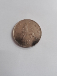 10 NEW PENCE